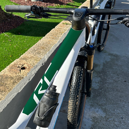 LOMO RC SPARK - HIERBA