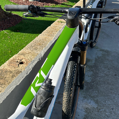 LOMO RC SPARK - MANZANA