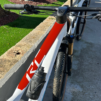 LOMO RC SPARK - ROJO