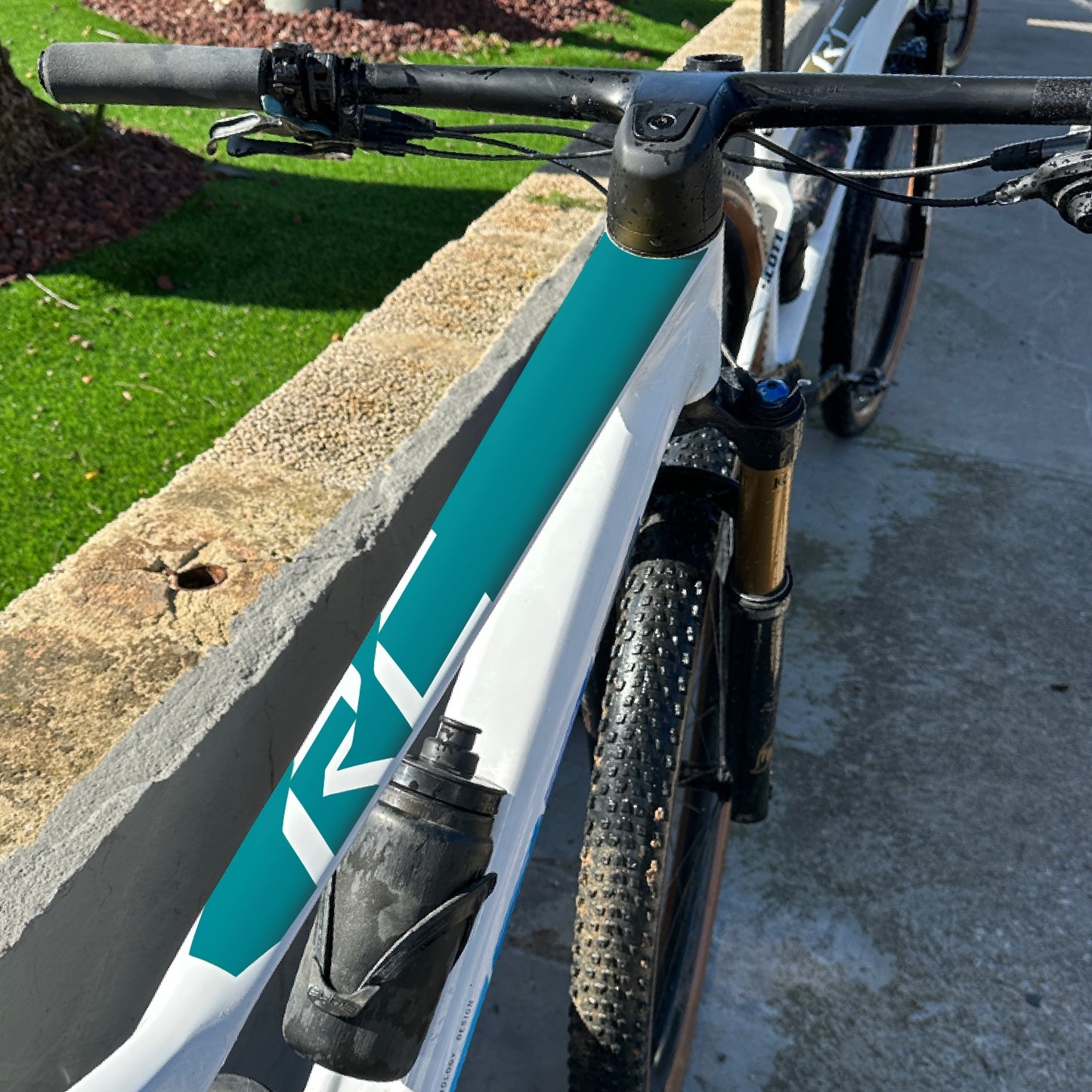 LOMO RC SPARK - TURQUESA