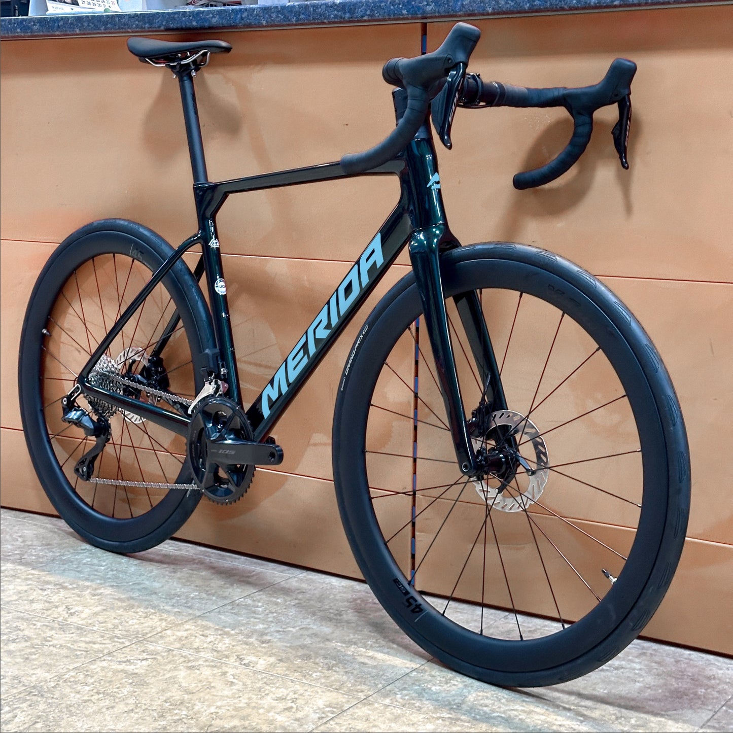 MERIDA SCULTURA V - CELESTE