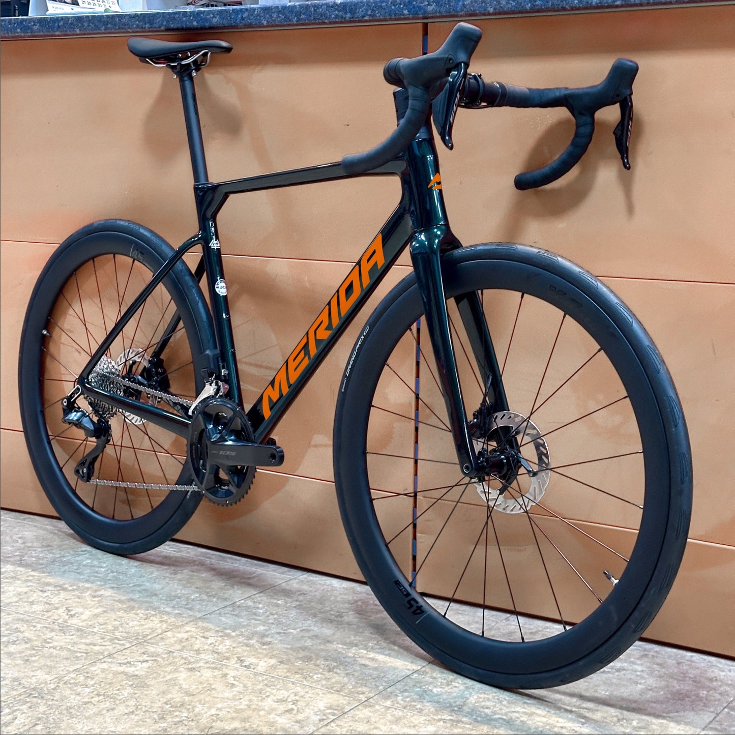MERIDA SCULTURA V - NARANJA