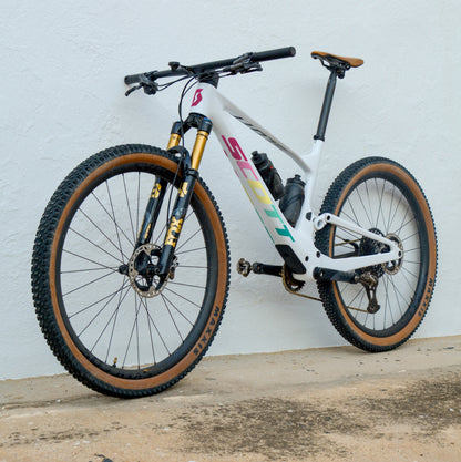 SCOTT - LAOS