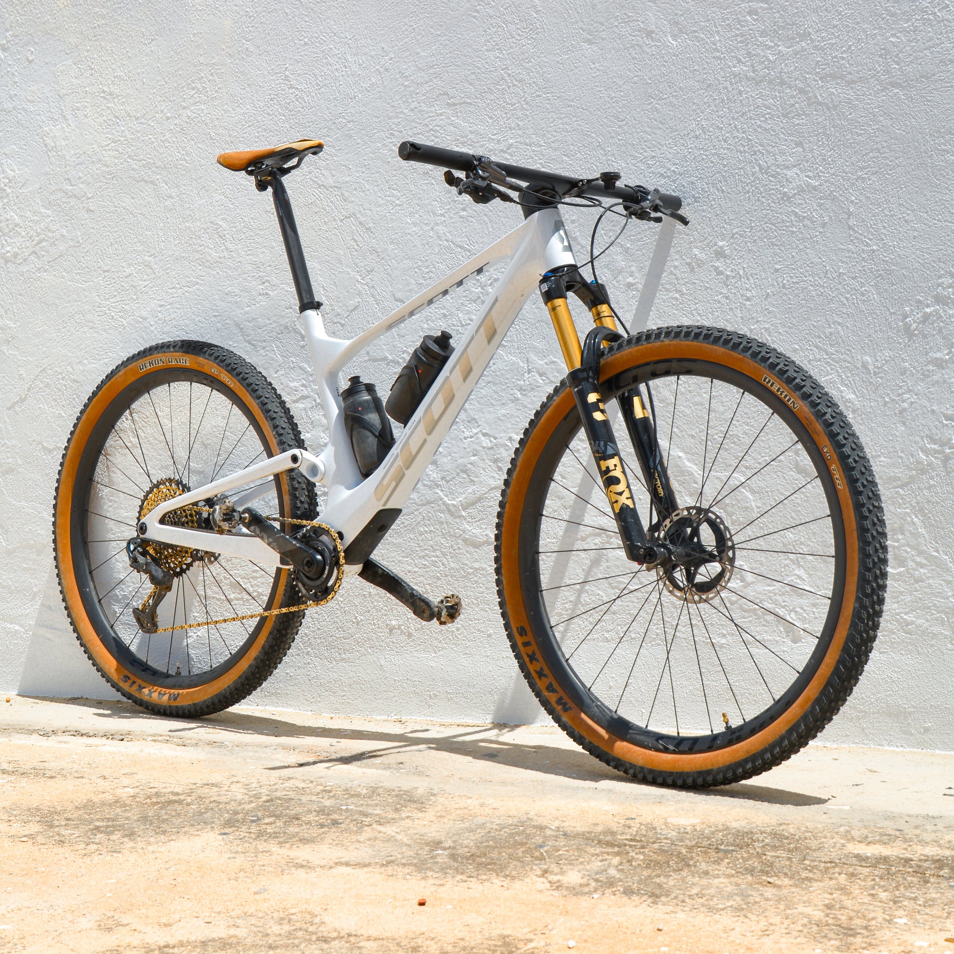 Spark blanca plateado