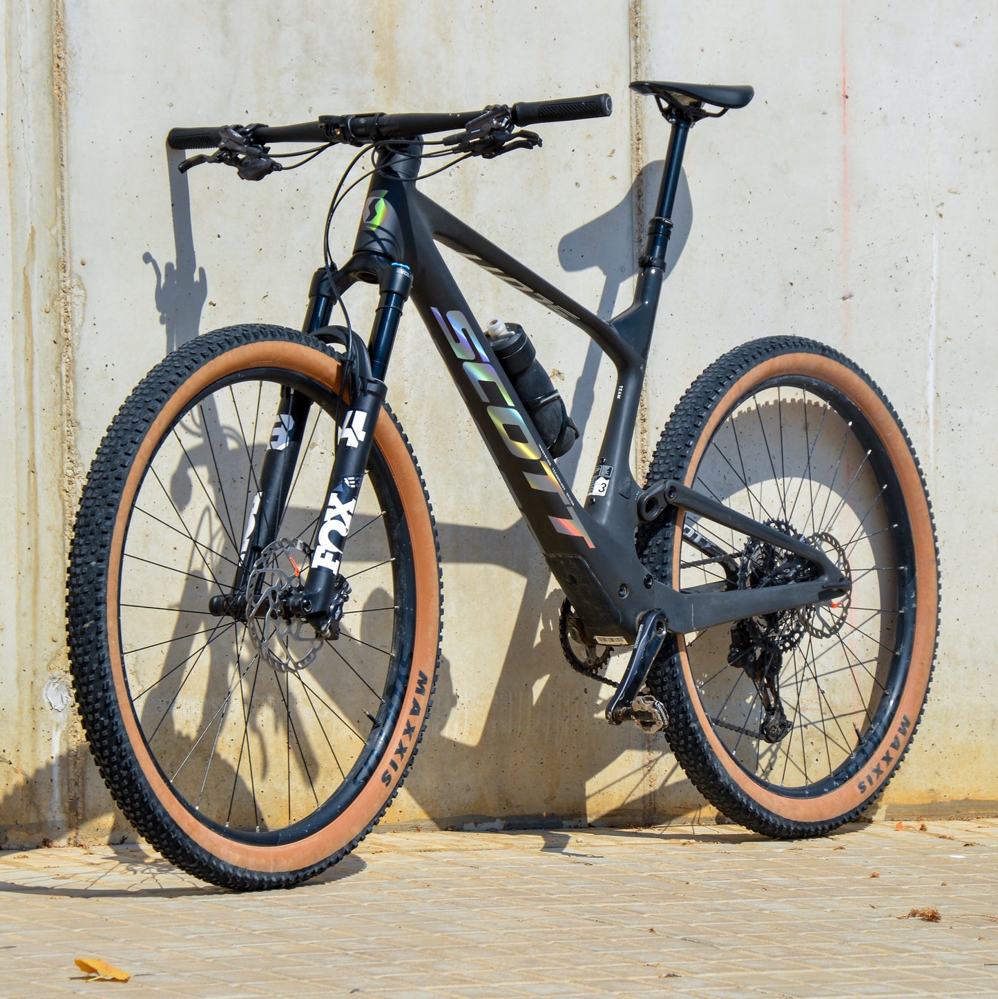 SCOTT - PLATEADO IRIDISCENTE HOLOGRÁFICO