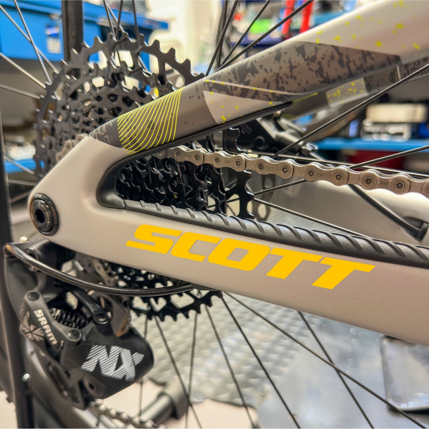ACCESSOIRES SPARK 2025 - JAUNE