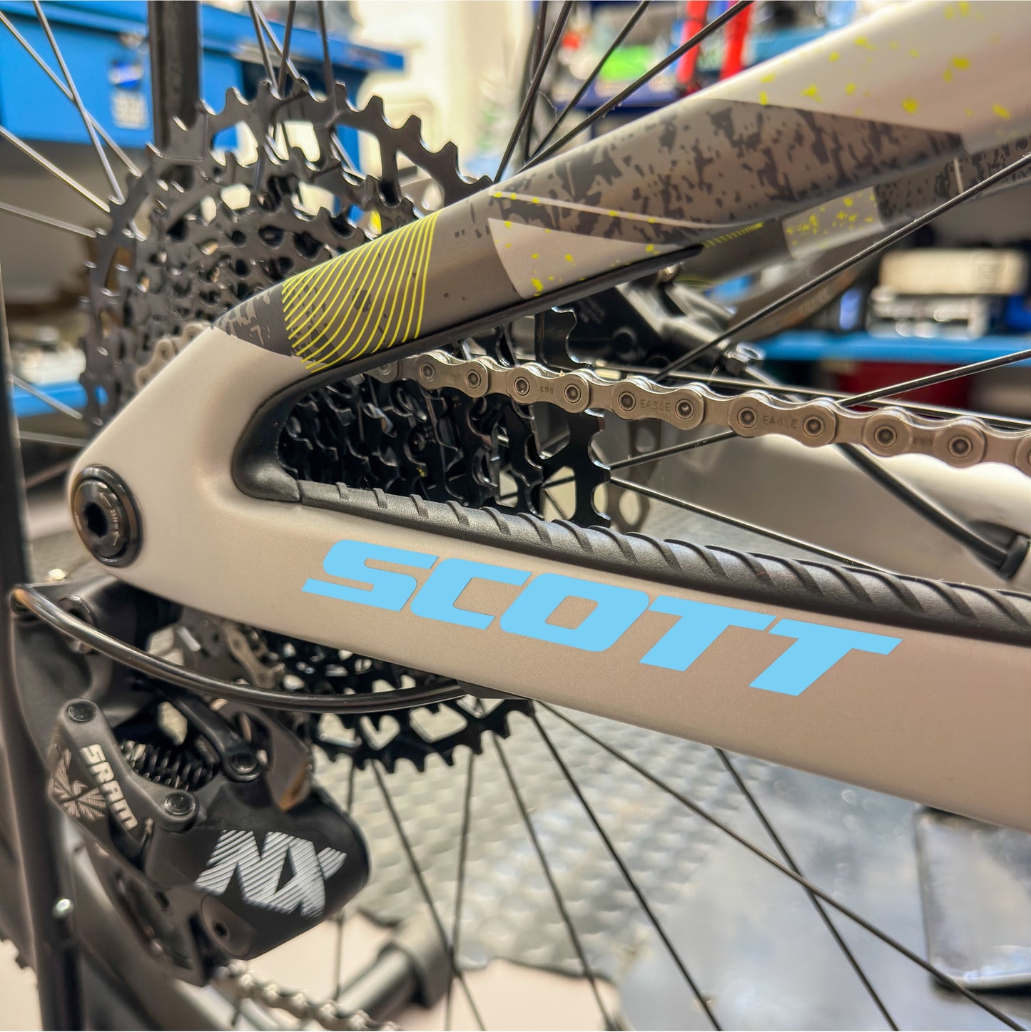 ACCESSORI SPARK 2025 - CELESTE