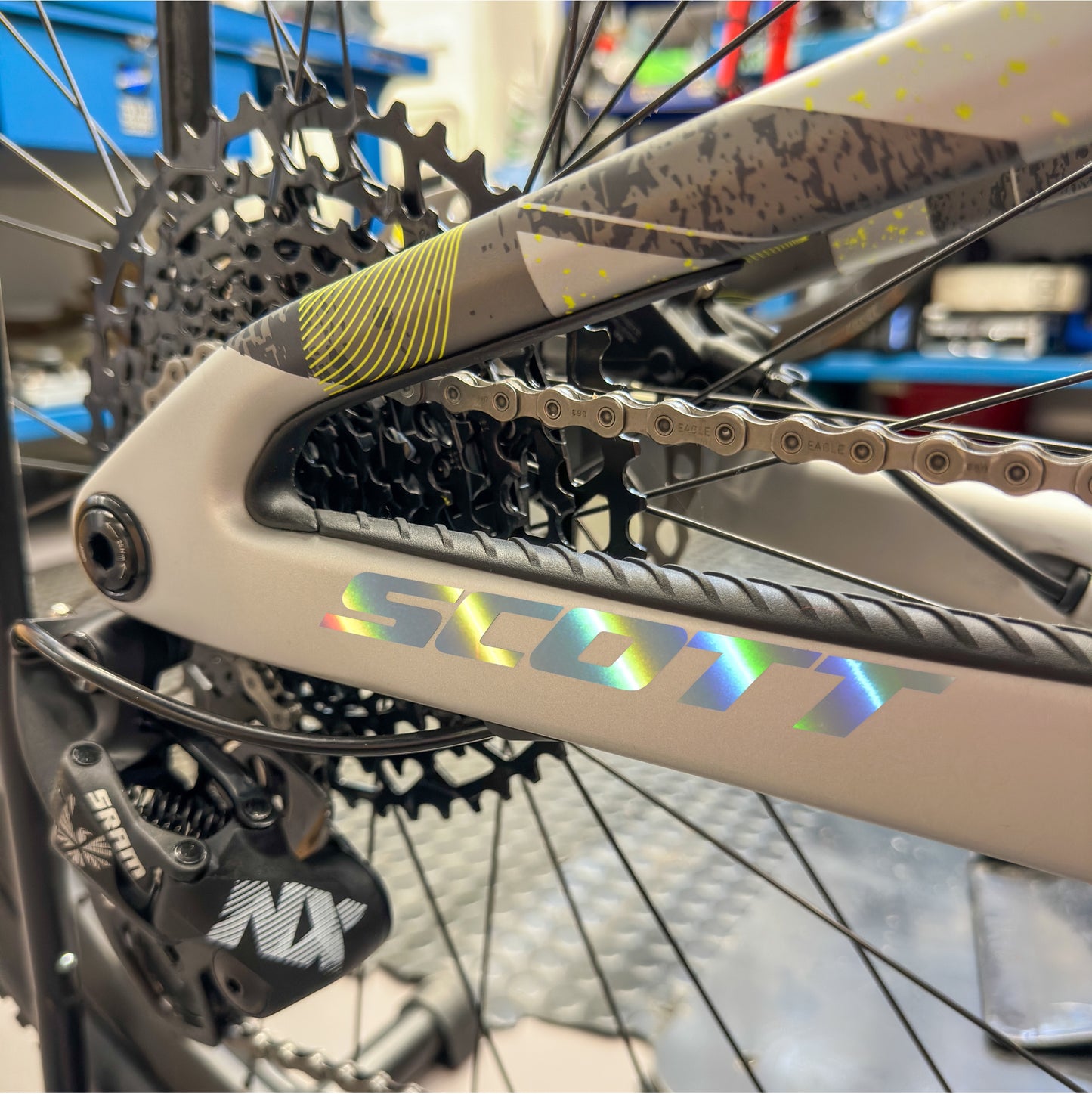 ACCESSORI SPARK 2025 - OLOGRAFICO IRIDESCENTE ARGENTO
