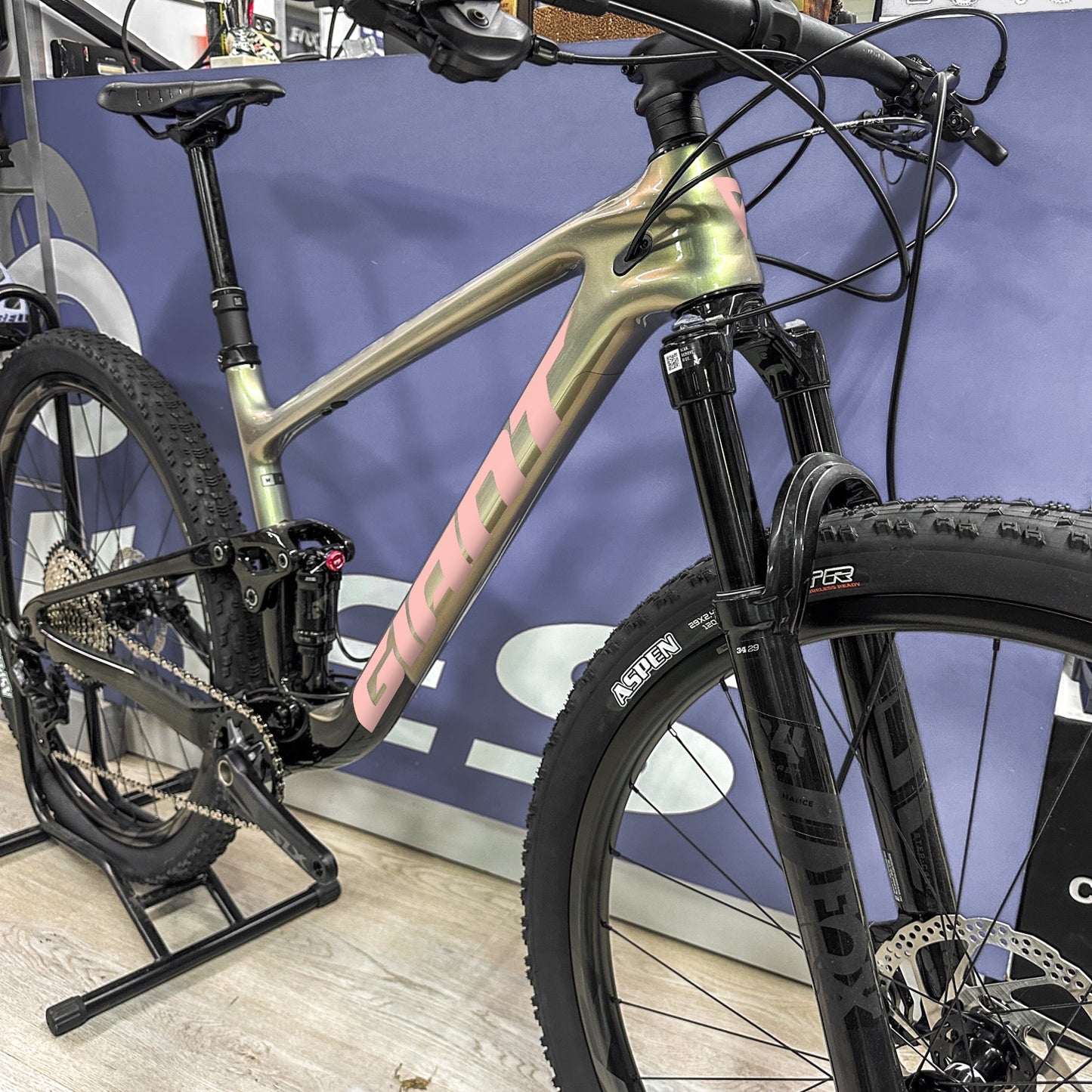 GIANT ANTHEM 24-25 - FLAMENCO