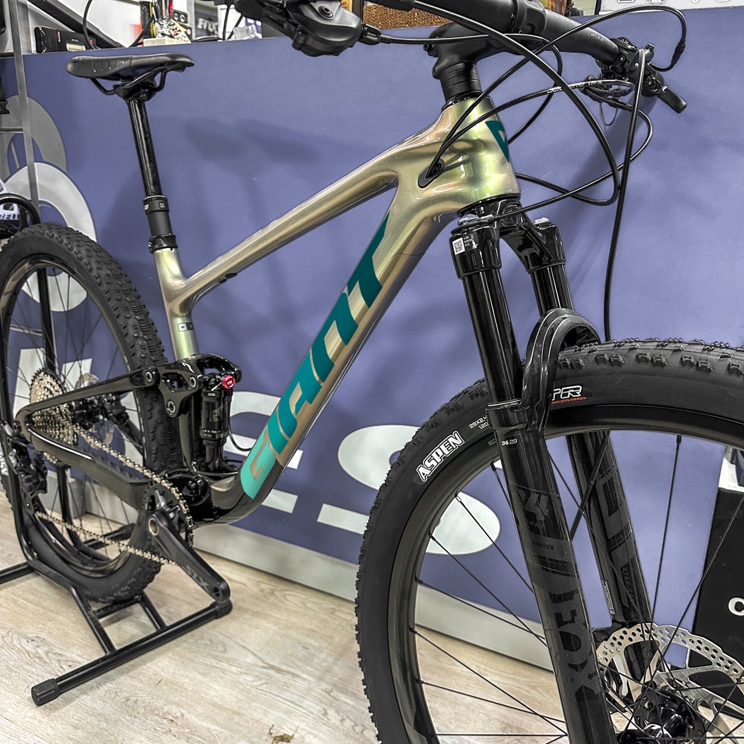 GIANT ANTHEM 24-25 - TITAN