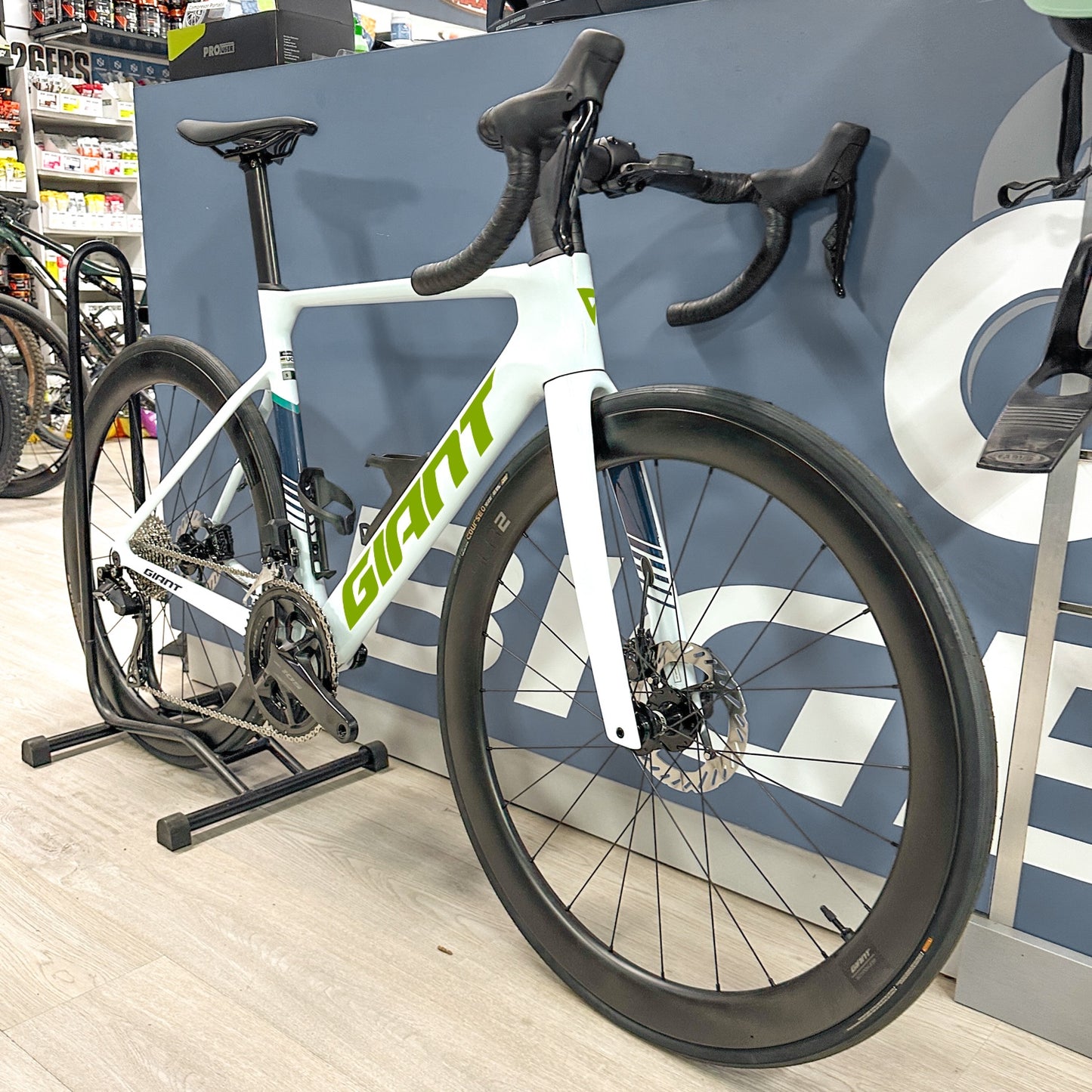 GIANT PROPEL 25-26 - LIMA