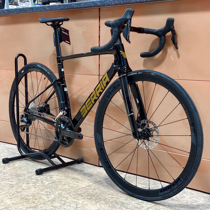 BERRIA BELADOR 2025/2026 - DORADO MATE